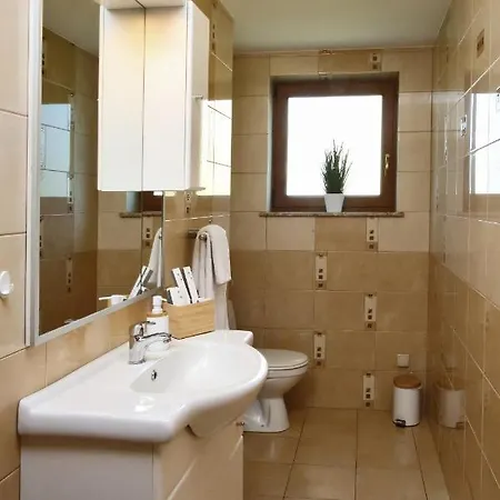 Dom W Lubiatowie Caloroczny