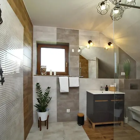 Dom W Lubiatowie Caloroczny Villa *