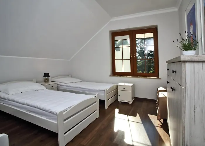 Dom W Lubiatowie Caloroczny Villa