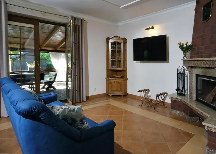 Dom W Lubiatowie Caloroczny